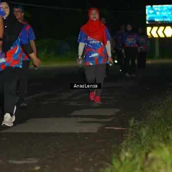 Runner Photo 6043758