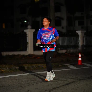 Runner Photo 6043793