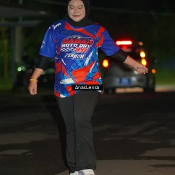 Runner Photo 6043816