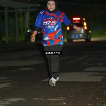 Runner Photo 6043819