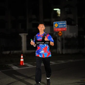 Runner Photo 6043824