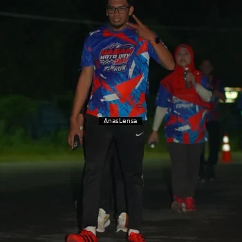 Runner Photo 6043836