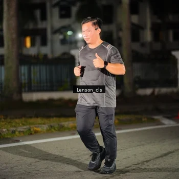 Runner Photo 6043845