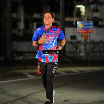 Runner Photo 6043848