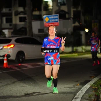 Runner Photo 6043853
