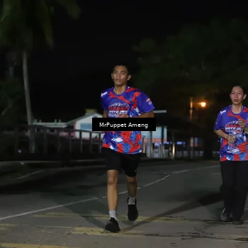 Runner Photo 6043878