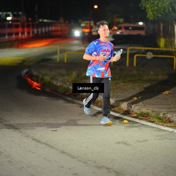 Runner Photo 6043928