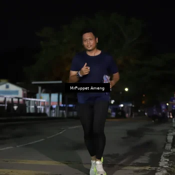 Runner Photo 6043944