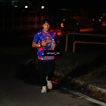 Runner Photo 6043958