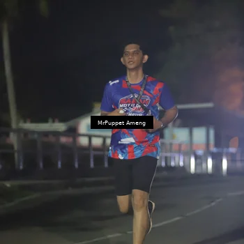 Runner Photo 6044040