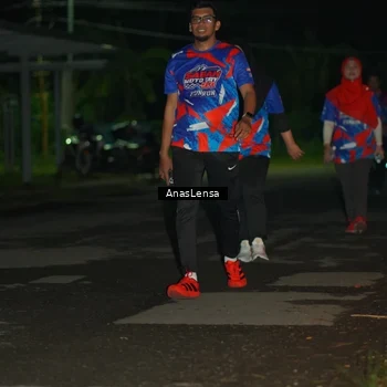 Runner Photo 6044066