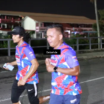 Runner Photo 6044080
