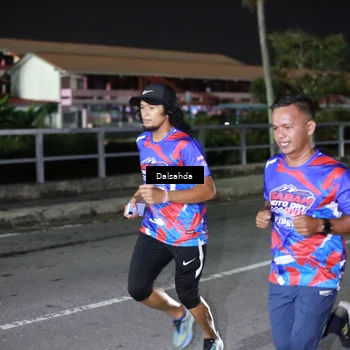 Runner Photo 6044083