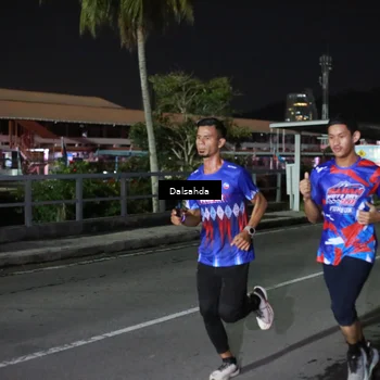 Runner Photo 6044096