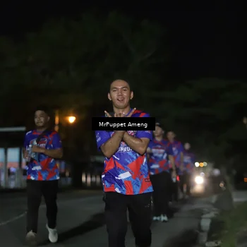 Runner Photo 6044118