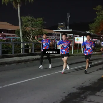 Runner Photo 6044140