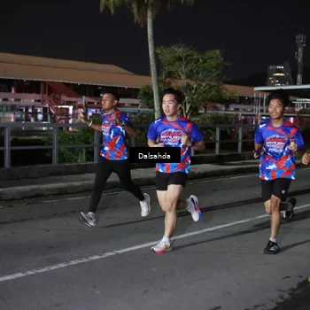 Runner Photo 6044159
