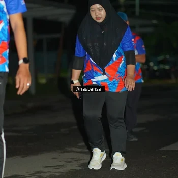 Runner Photo 6044173