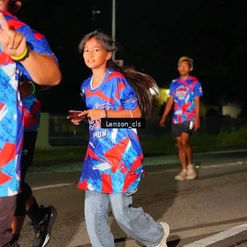 Runner Photo 6044175
