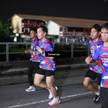 Runner Photo 6044180