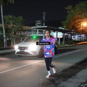 Runner Photo 6044213