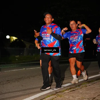 Runner Photo 6044218
