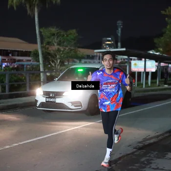 Runner Photo 6044226