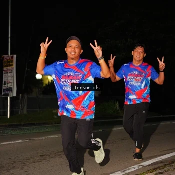 Runner Photo 6044312