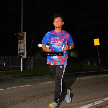 Runner Photo 6044316