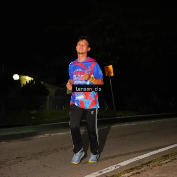 Runner Photo 6044318