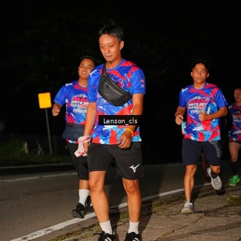 Runner Photo 6044328
