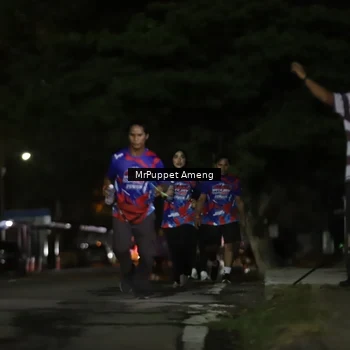 Runner Photo 6044337