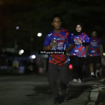 Runner Photo 6044339