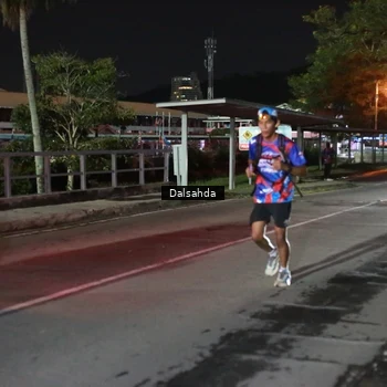 Runner Photo 6044351
