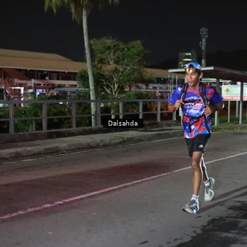 Runner Photo 6044354