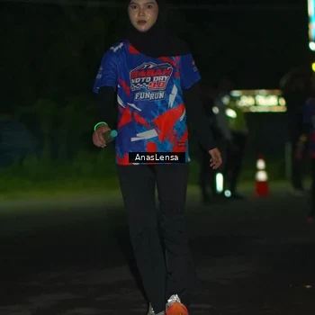Runner Photo 6044361