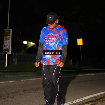 Runner Photo 6044373