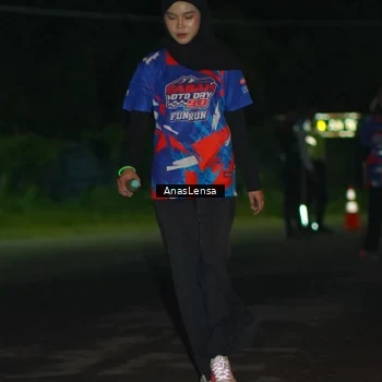 Runner Photo 6044389