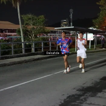 Runner Photo 6044402