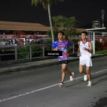 Runner Photo 6044409