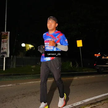 Runner Photo 6044416