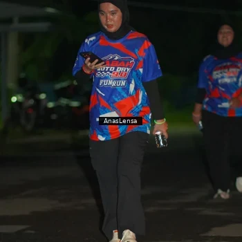 Runner Photo 6044429