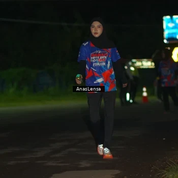 Runner Photo 6044430