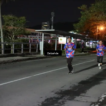 Runner Photo 6044440