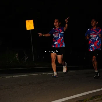 Runner Photo 6044475
