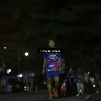Runner Photo 6044479