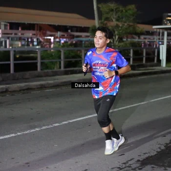 Runner Photo 6044482