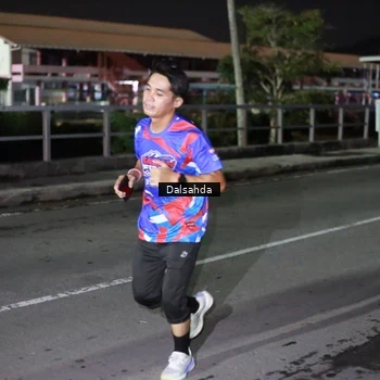 Runner Photo 6044484