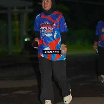 Runner Photo 6044521