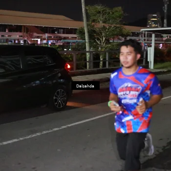 Runner Photo 6044574